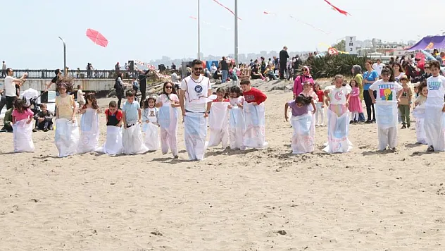 uçurtma şenliği ile renklendi