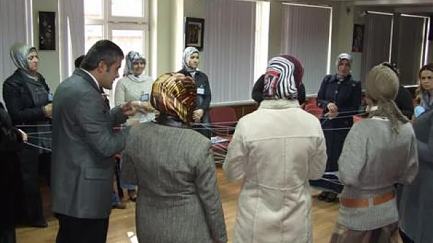 ŞNP' de Aile Eğitim Programı başladı