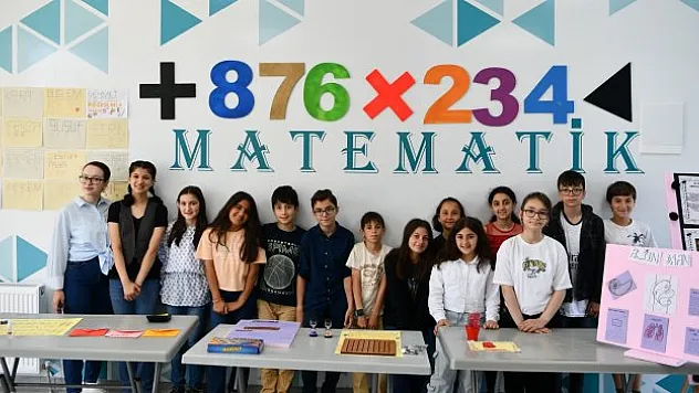 Öğrencilerden bilimsel ve teknolojik ürün sergisi