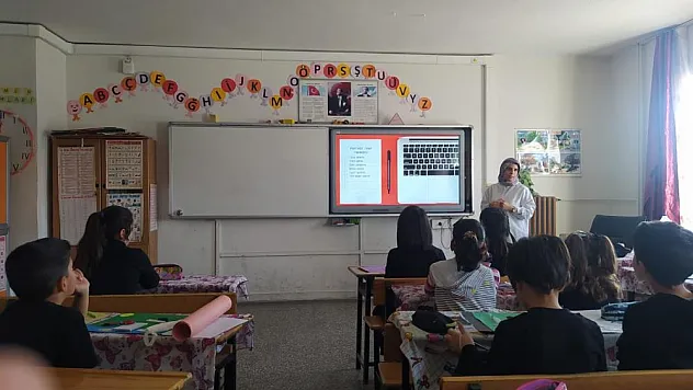 Düşünme becerilerini geliştiriyor