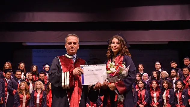 OMÜ'de yılın ilk mezuniyet heyecanı