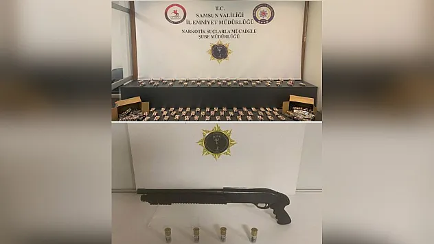 Kargo paketinde uyuşturucu çıktı: 2 gözaltı