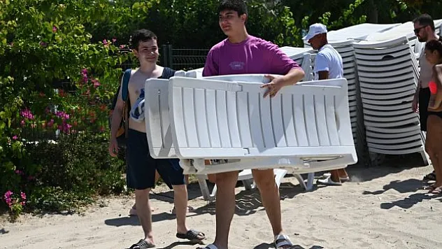 Şezlong ve şemsiye hizmeti başladı