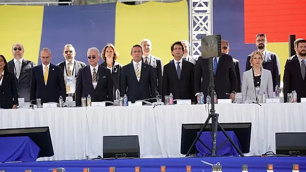 Genel Kurul'da Divan Başkanlığı'na Vefa Küçük seçildi