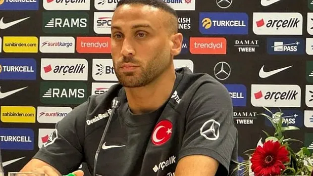 Milli futbolcu Cenk Tosun,forma bekliyor
