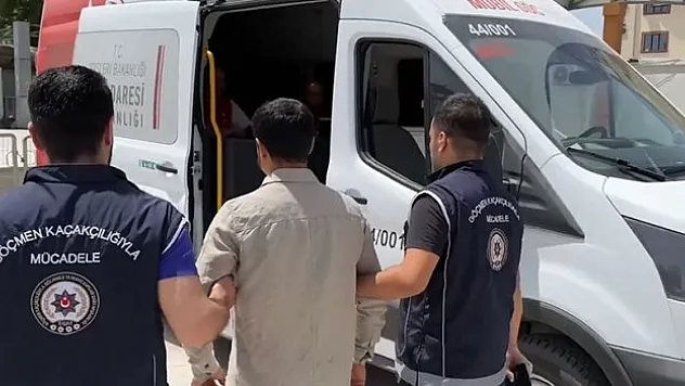 'Kalkan-24' denetimlerinde 1456 düzensiz göçmen yakalandı