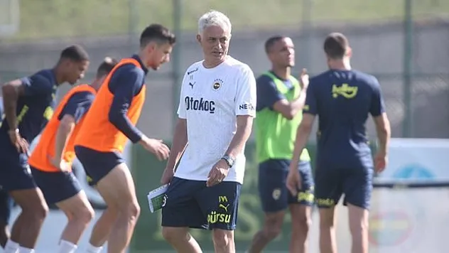 Fenerbahçe, yeni sezon hazırlıklarına başladı