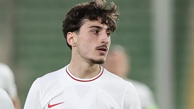 Trabzonspor, Cihan Çanak ile 3+1 yıllık anlaşma sağladı