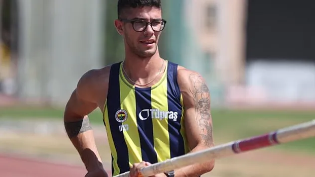 Avrupa üçüncüsü milli atlet Ersu Şaşma, olimpiyatlara odaklandı