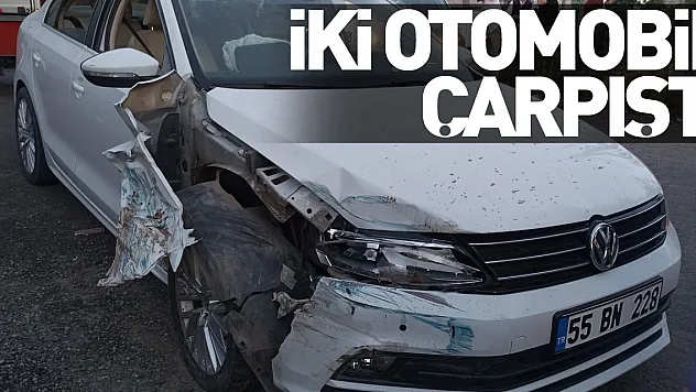 İki otomobil çarpıştı