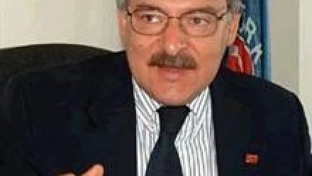 Vekil Koç 'baskıları' kınadı