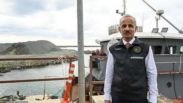 1,5 yılda 6 milyon metreküp deniz dibi taraması yapıldı