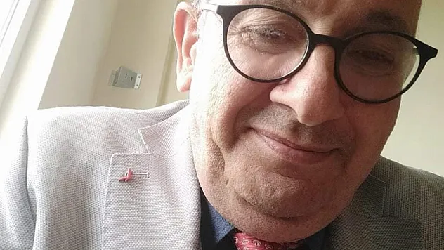 Öğretmen kansere yenildi