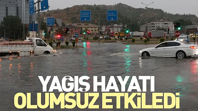 Yağış hayatı olumsuz etkiledi
