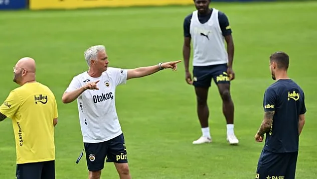 Fenerbahçe de hedef Şampiyonlar Ligi gruplarına kalmak