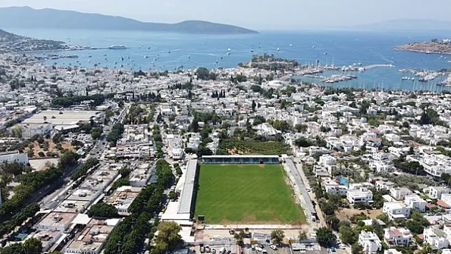Bodrum İlçe Stadı'nda hazırlıklar sürüyor