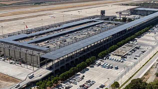 Dalaman havalimanı, ihtiyacını güneşten karşılıyor