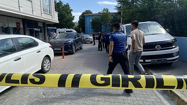 İki grup arasında çıkan  silahlı çatışmada 10 kişi yaralandı