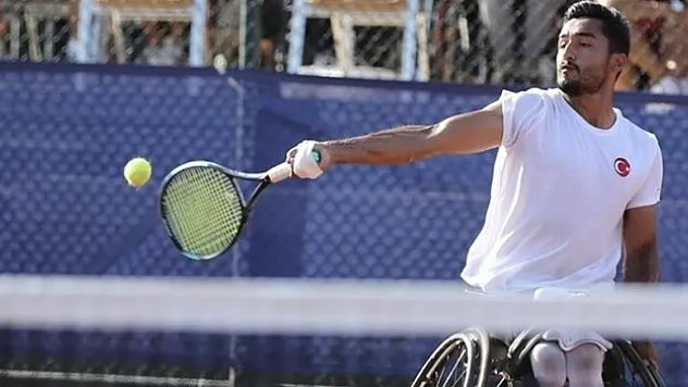 Para tenisçi Ahmet Kaplan, Paris 2024 kotası aldı