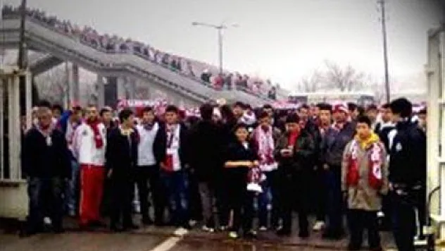 'Bizi üzeni, üzeriz!'