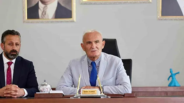 AK Parti Genel Başkan Yardımcısı Yılmaz, Ardahan'da partililerle buluştu