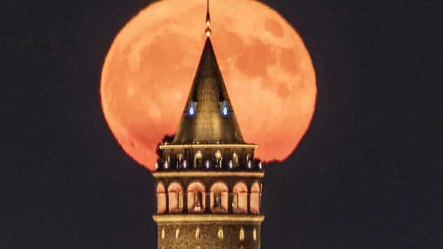 GÖRENLER HAYRAN KALDI