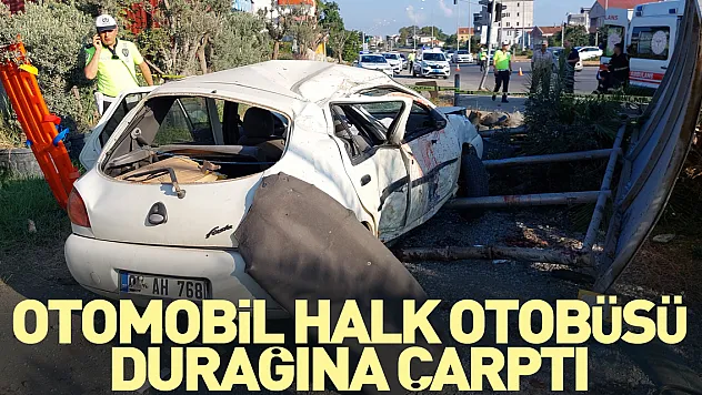 Halk otobüsü durağına çarptı