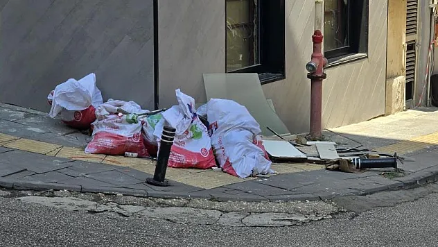 Engelli yolu şaşkınlık yarattı