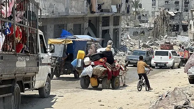 Gazze'de 1 milyon 300 bini aşkın Filistinli yerinden edildi