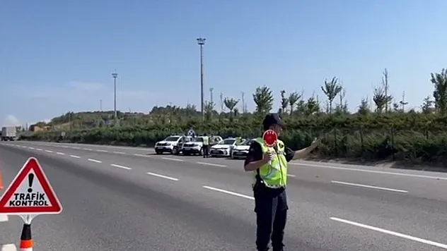 2 milyon 464 bin 204 aracı denetledi