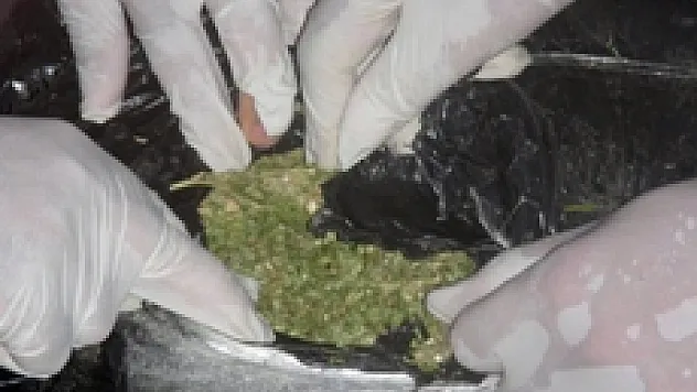 35 kilo esrar yakalanan 9 kişi adliyede