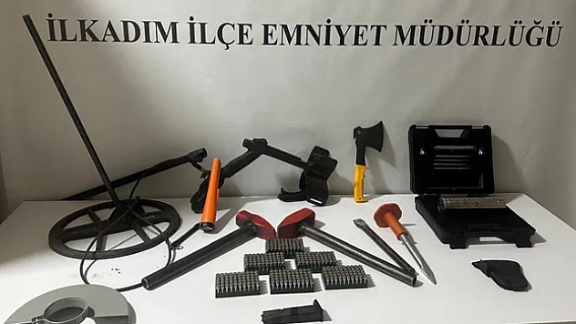 Durdurulan araçtan define arama malzemesi ele geçirildi