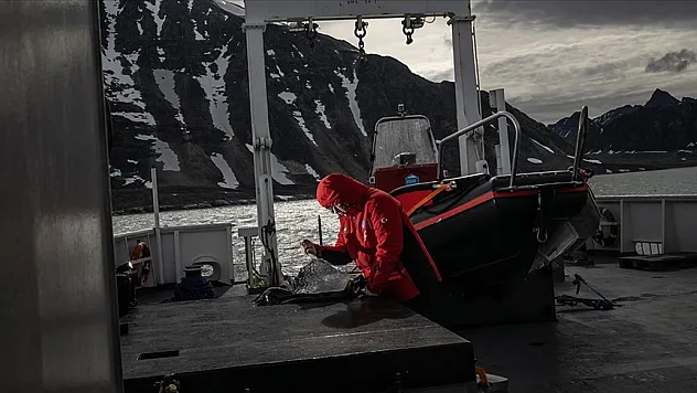 Türk bilim kadınlarından Kuzey Buz Denizi'nde araştırma