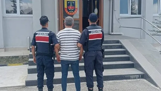 10 yıl hapis cezası ile aranan şahıs yakalandı
