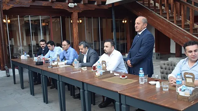 emniyet müdürüne veda yemeği