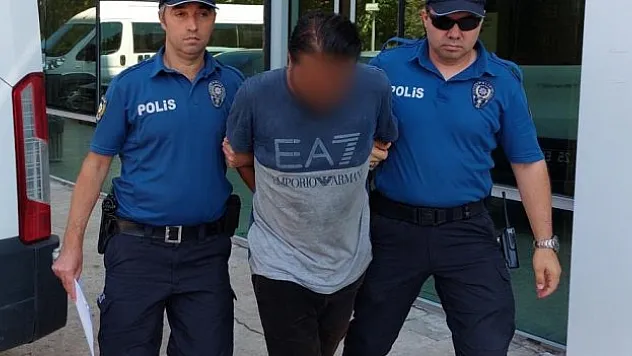 Husumetlisinin evini ateşe veren şahıs tutuklandı