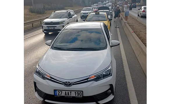 5 araç birbirine girdi