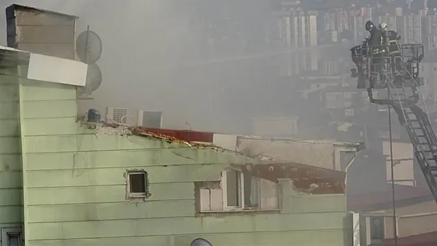 OTEL YEMEKHANESİ YANDI