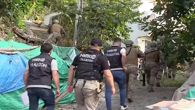 'Narkoçelik-35' operasyonlarında 336 şüpheli yakalandı