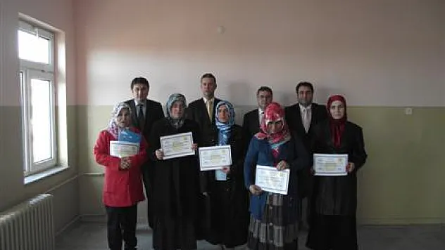 SML' de Aile Eğitim Programı sertifikaları dağıtıldı