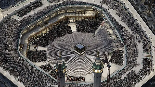 1,5 milyon kişi hac kaydını yeniledi