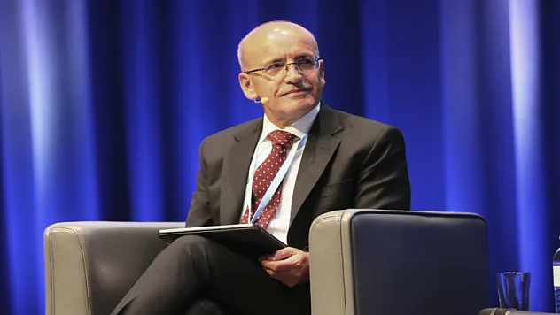 'Temmuzda yıllık cari açık 20 milyar doların altına geriledi'