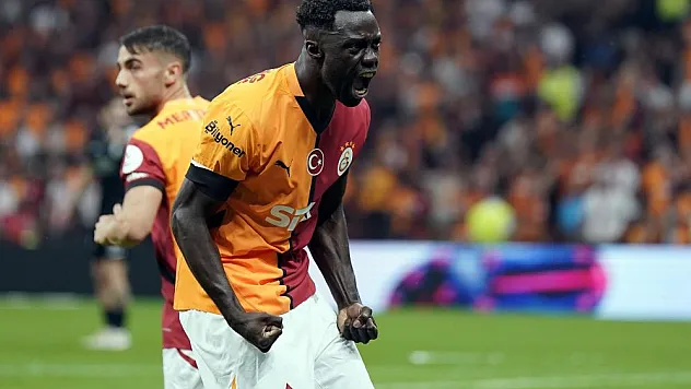 Davinson Sanchez bu sezonki ilk gol sevinici yaşadı