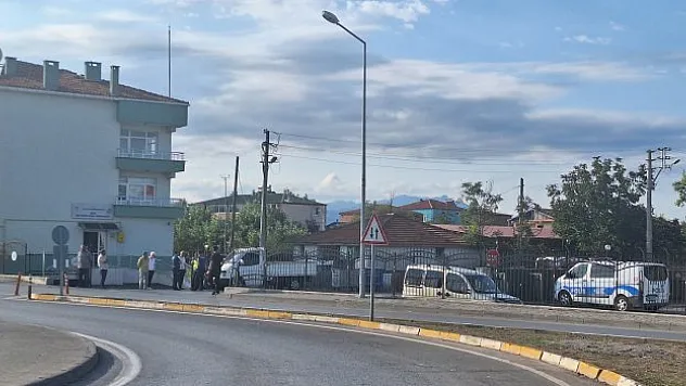 Kazada motosiklet sürücüsü yaralandı