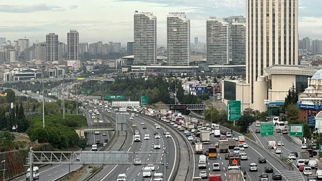 Haftanın son gününde yoğun trafik