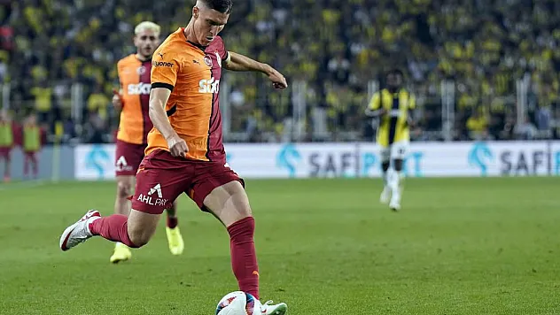 Roland Sallai ilk kez oynadı