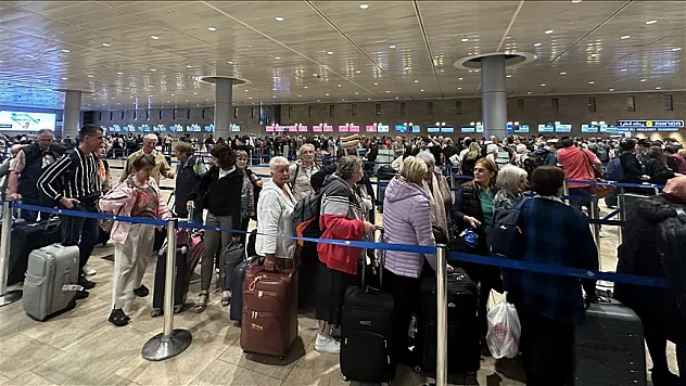 40 bin İsrailli ülkeyi terk etti