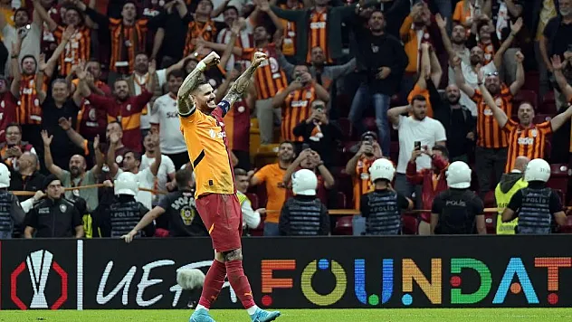 Maç sonu 3'lüsü Mauro Icardi'den