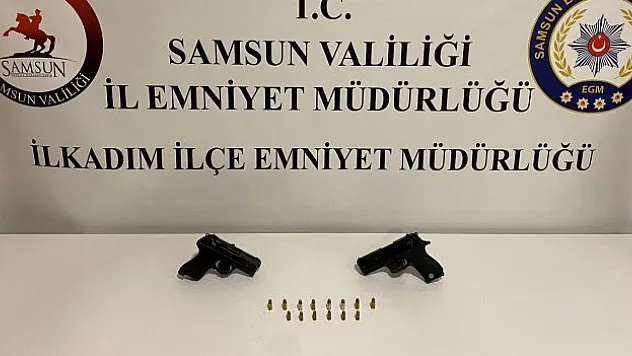 Üzerinde 2 ruhsatsız tabanca bulundurmaya gözaltı