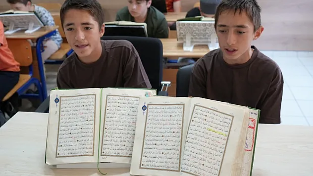 13 yaşındaki ikizlerden çifte başarı